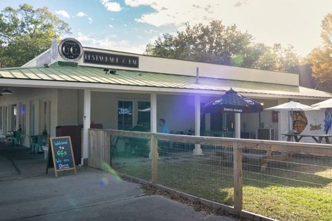 GG's Restaurant & Bar